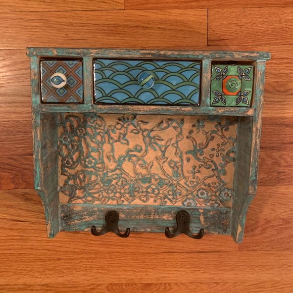 Urban Outfitters Other - UO shabby chic wall decor